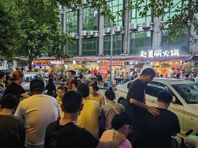 被博主曝光,重庆当红火锅品牌赵美丽摊上事了?