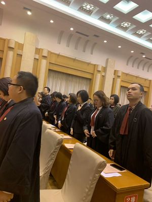 重庆全市律师行业举行2018年度执业律师新誓词宣誓活动