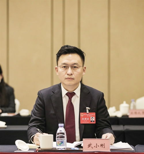 市人大代表 上海中联 重庆 律师事务所执行主任 武小刚 利用数字化提升停车管理水平